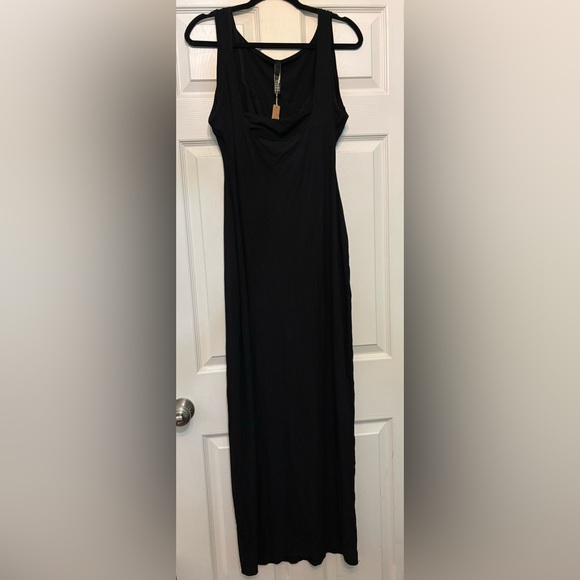 SKIMS Soft Lounge Lace Long Dress with Bralette - Picture 4 of 7